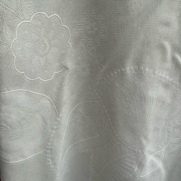 Tommy Bahama Short Sleeve Button Down XXL 100% Silk Textured Floral Print Shirt - Picture 7 of 7